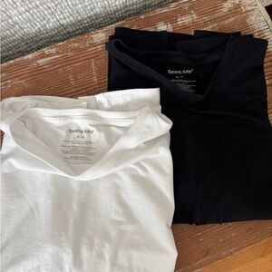 Tommy John Black and White Short Sleeve Tees